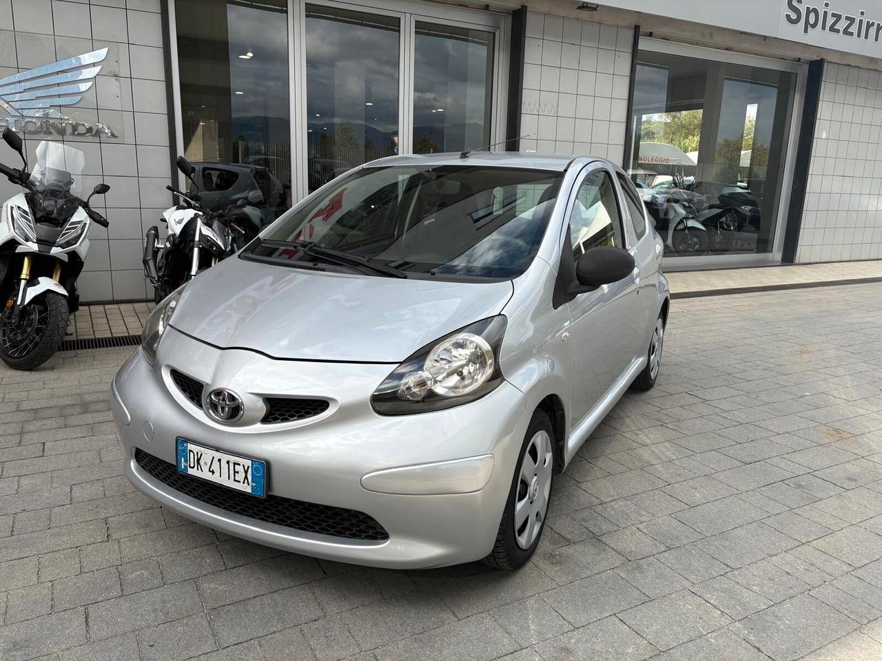 Toyota Aygo 1.0 12V VVT-i 5 porte