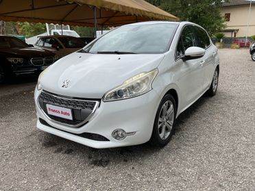 Peugeot 208 1.2 5 porte Allure OK NEOPATENTATI