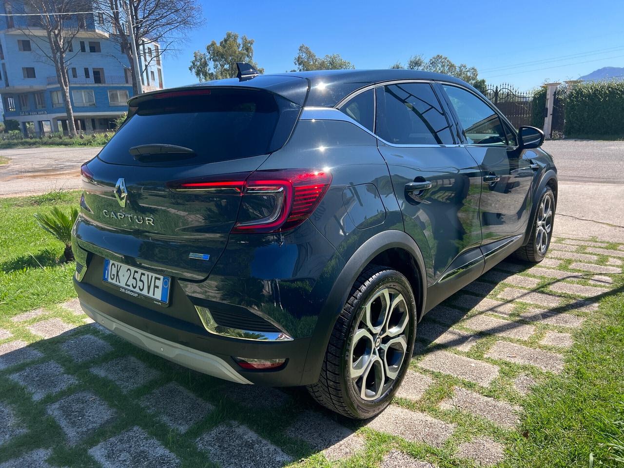 Renault Captur Hybrid E-Tech 145CV Intens-2022