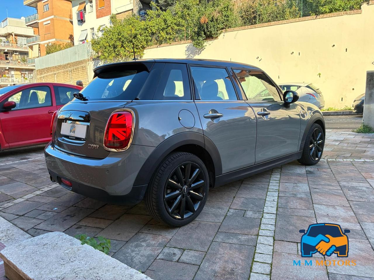 Mini Cooper 5p auto Hype 136 cv