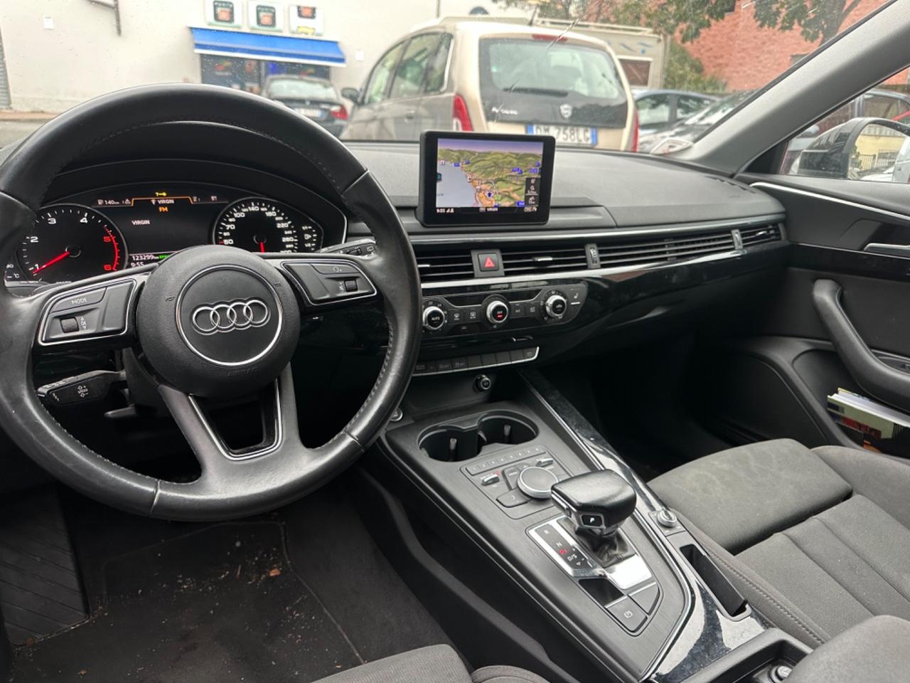 Audi A4 Avant 2.0 TDI 150 CV ultra Business Sport