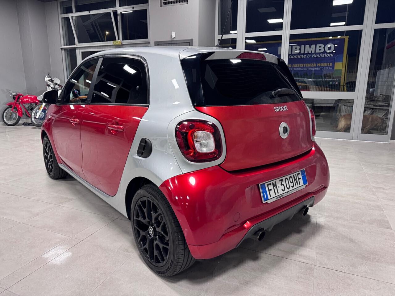 SMART FOR FOUR 900 AUTOMATICA ALLESTIMENTO BRABUS