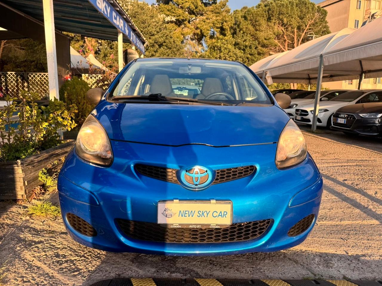 Toyota Aygo 1.0 12V VVT-i 5 porte Sol Connect