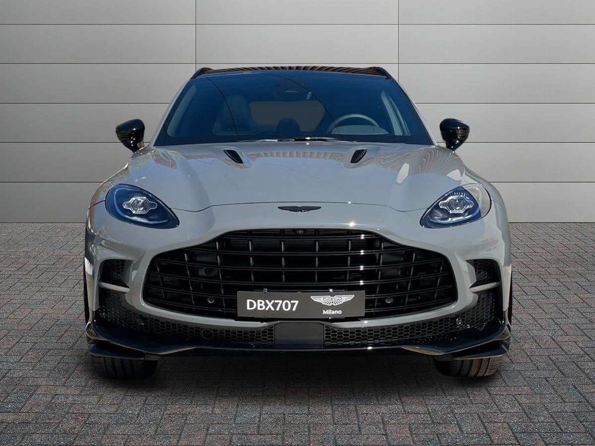 ASTON MARTIN DBX707 4.0