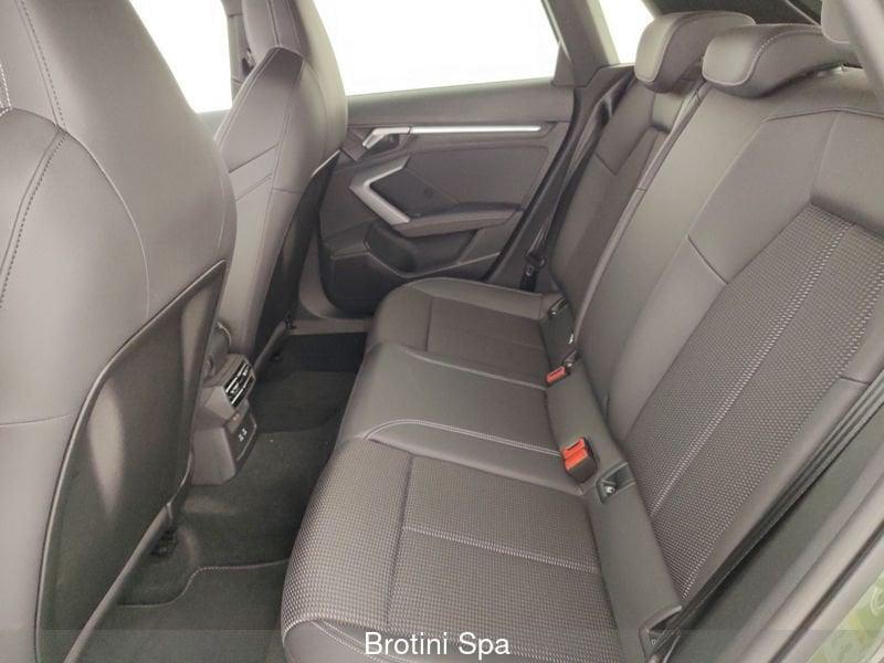 Audi A3 A3 allstreet 35 TDI S tronic Identity Contrast