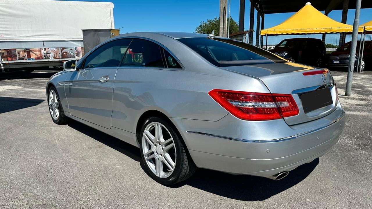 Mercedes-benz E 350 BlueTEC Avantgarde AMG/ KM CERTIFICATI