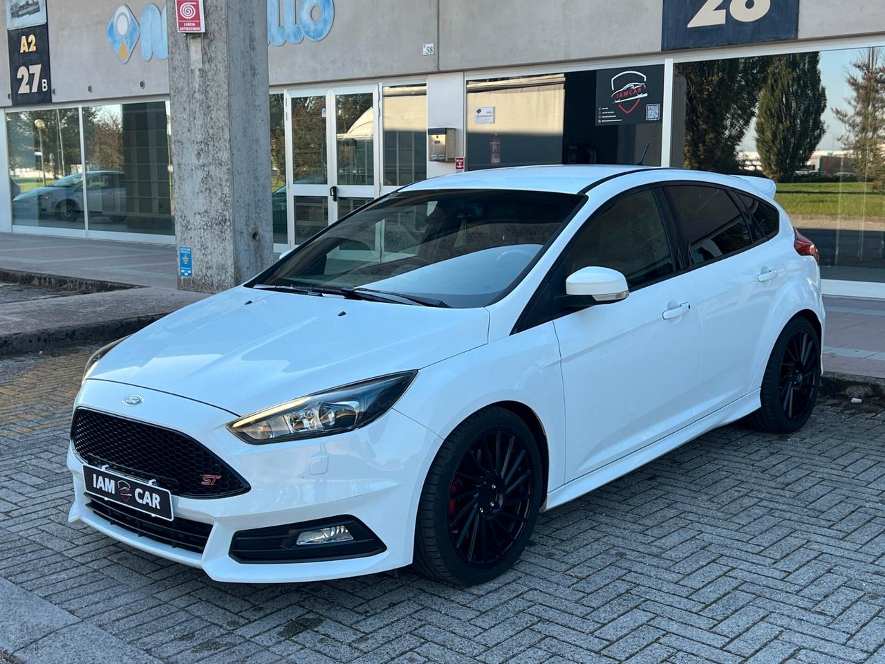 FORD FOCUS ST 2.0 TDI 185 CV – FULL OPTIONAL – RECARO – XENO – CAMERA