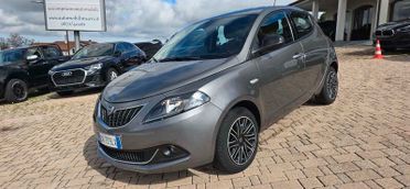 Lancia Ypsilon 1.0 Benzina/Hybrid GOLD 70 CV 5 porte