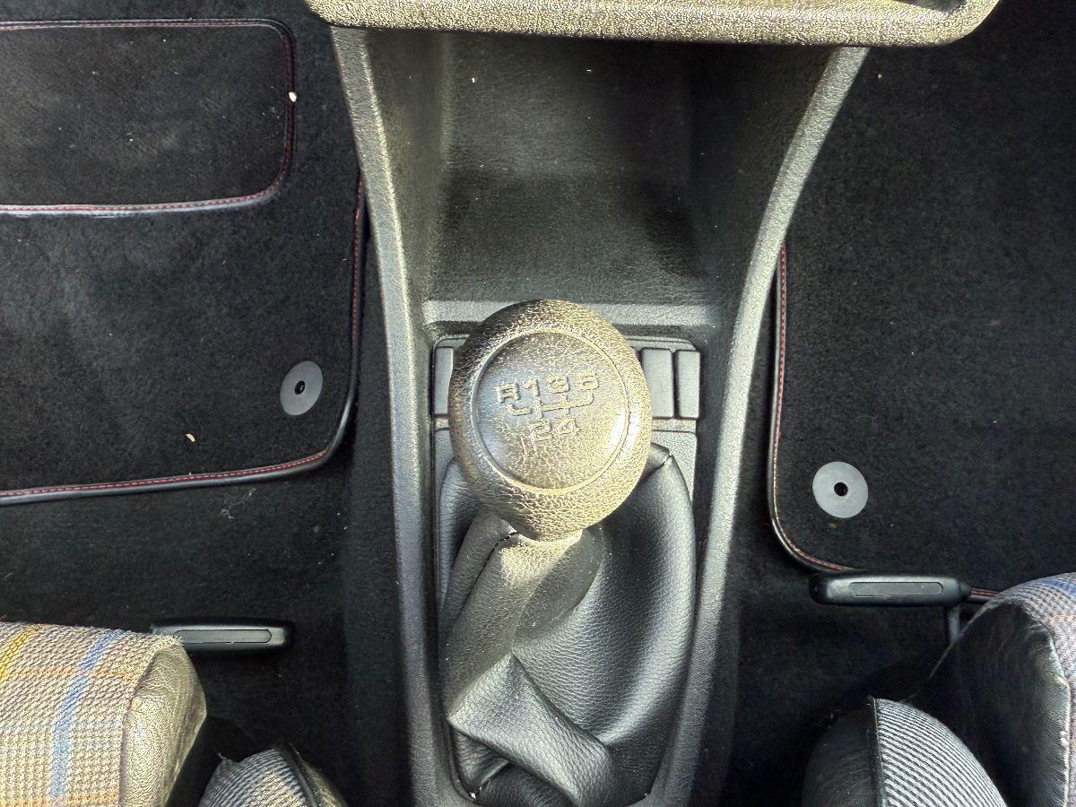 VOLKSWAGEN - Golf - 1800 16V 5 porte GTI