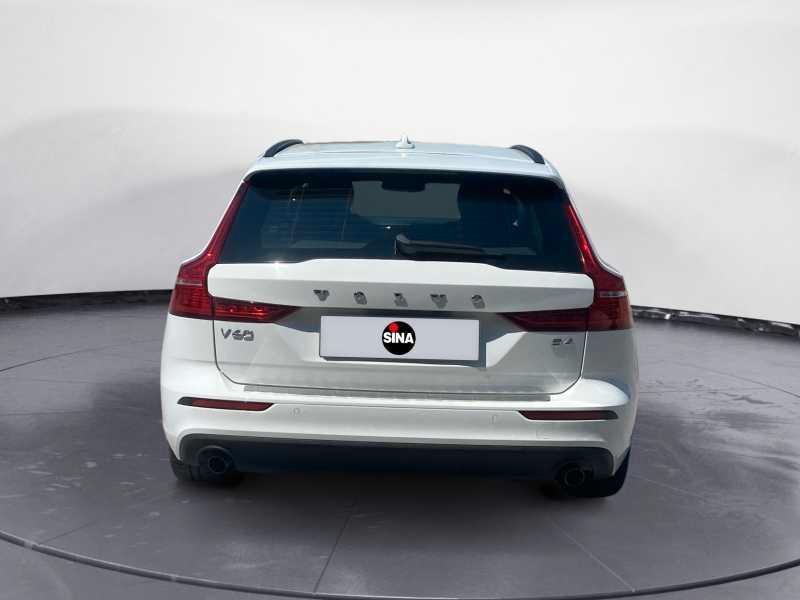 VOLVO V60 2.0 b4 Momentum Business AuTo