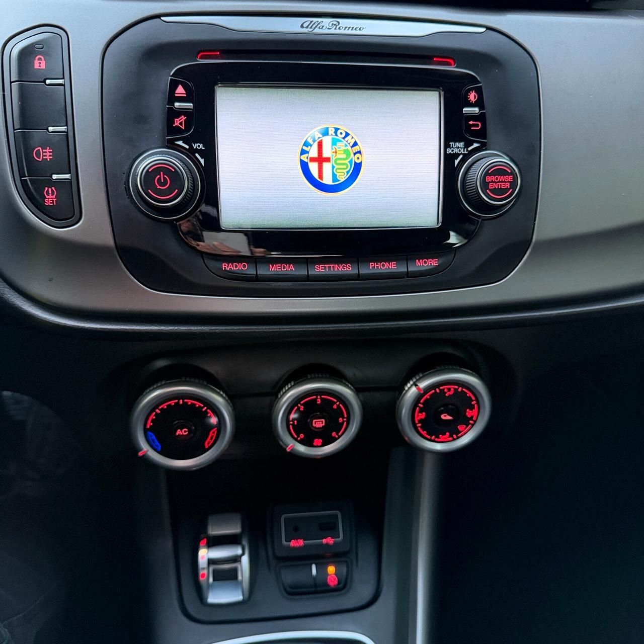 Alfa Giulietta 1.6 JTDm- 2 Progression 120 CV (E6B)