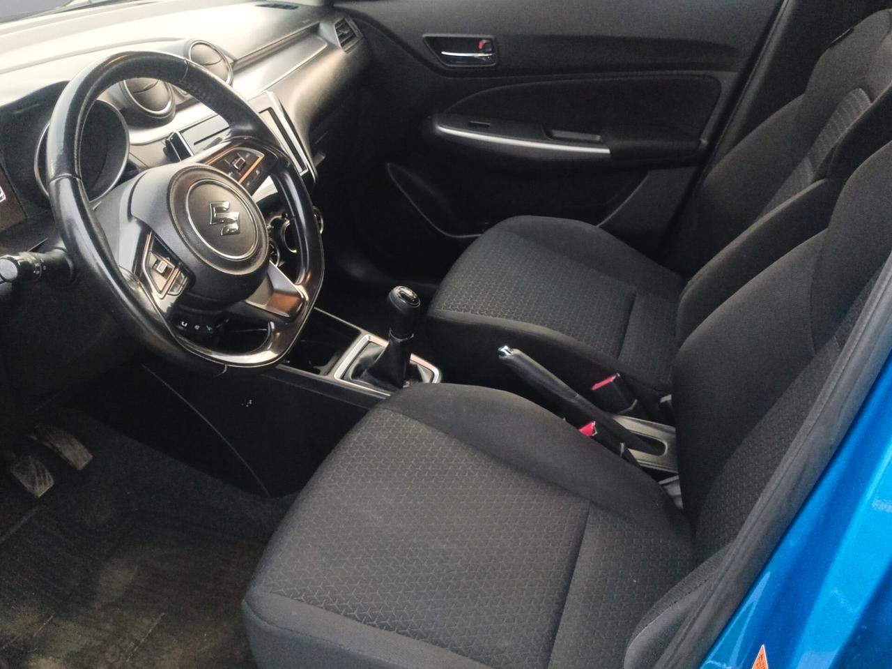 Suzuki Swift 1.2 Hybrid Top