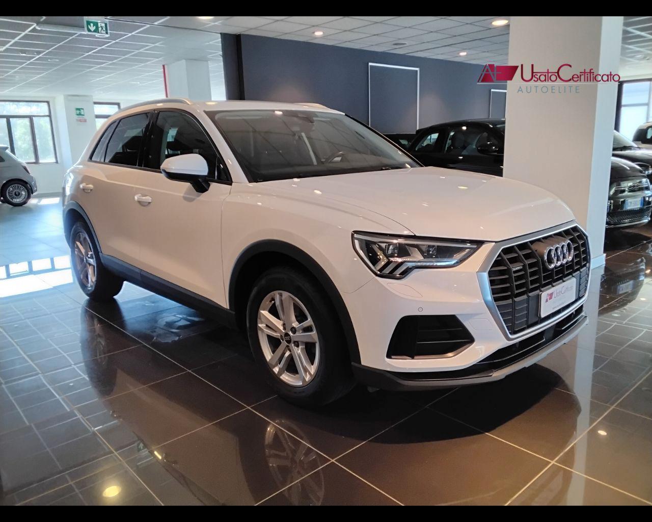 AUDI Q3 35 TDI quattro S tronic Business