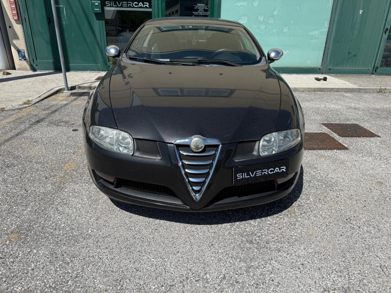 Alfa Romeo GT - 1.9 MJT Luxury
