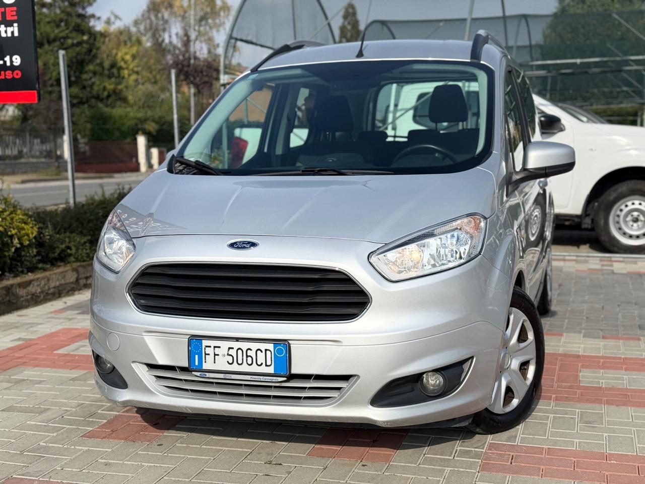 Ford Tourneo Courier 1.5 TDCI 75 CV 5POSTI-NEOPATENTATI