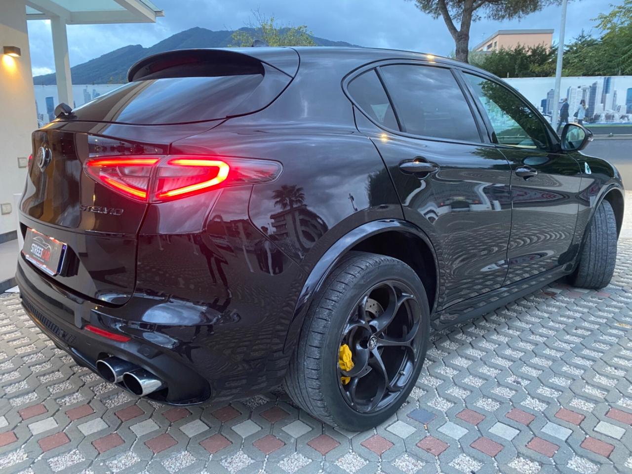 Alfa Romeo Stelvio 2.9 Bi-Turbo V6 510 CV AT8 Quadrifoglio