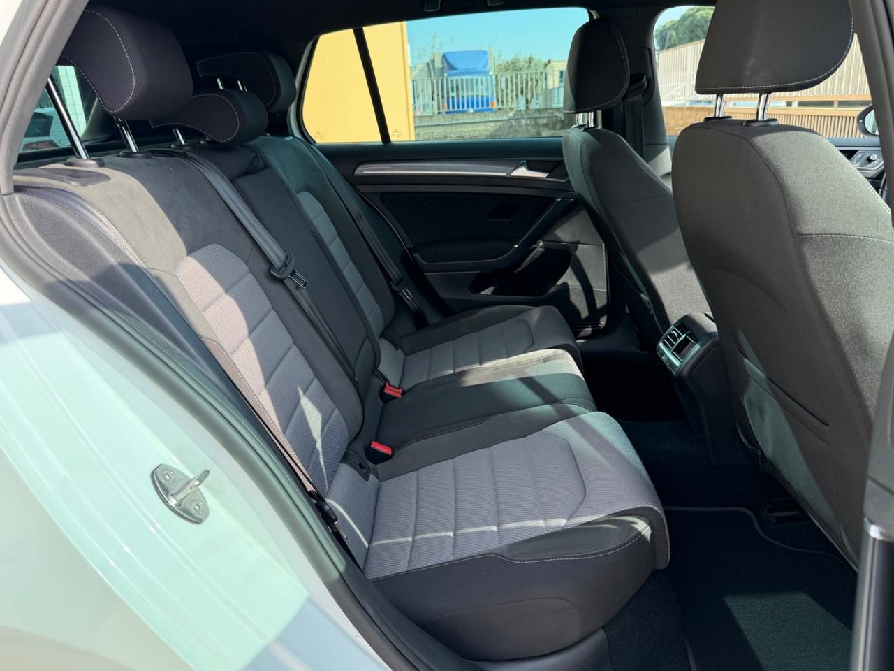 Volkswagen Golf 1.6 TDI 110 CV DSG 5p. Rline BlueMotion Technology