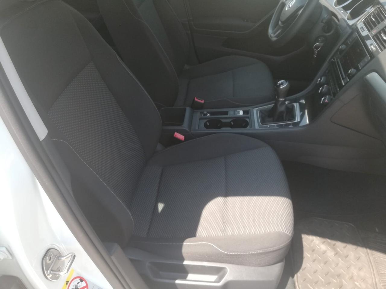 Volkswagen golf 7.5 blumotion euro6d 1.4 tgi nuova