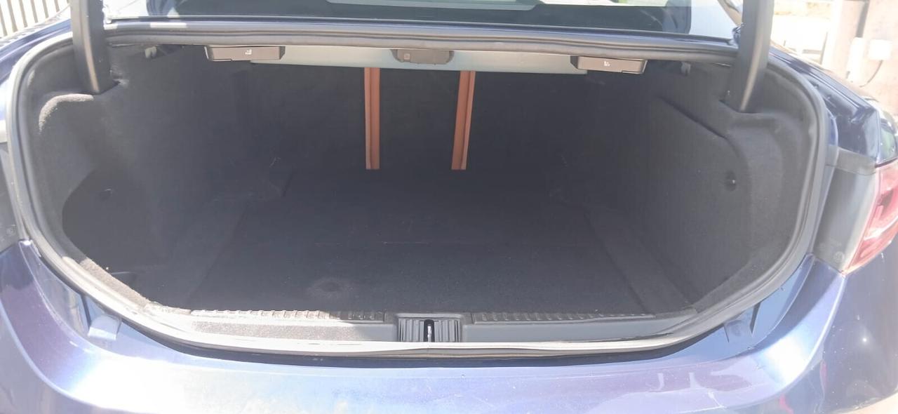 Alfa Romeo Giulia 2.2 Tdi 150 CV Super - 2017