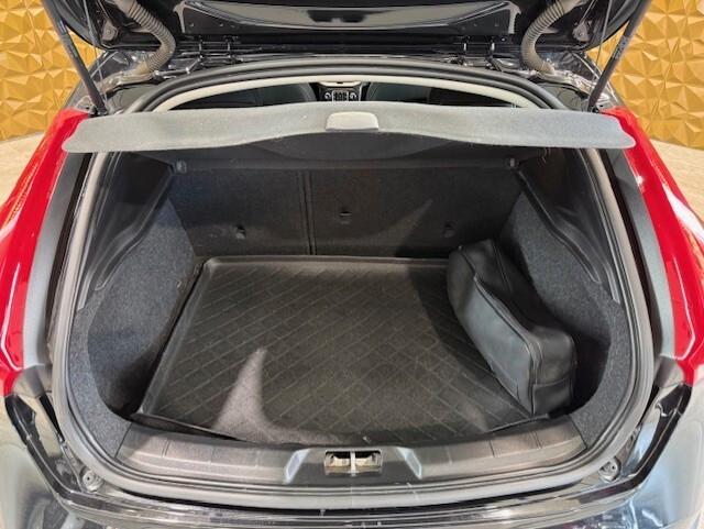 Volvo V40 Cross Country D2 Style Plus