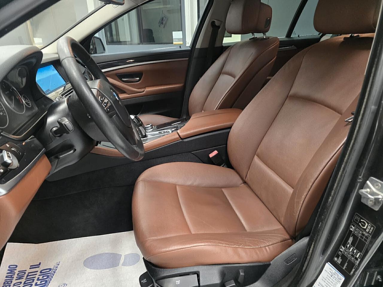 Bmw 530d Touring Business 245cv 2011