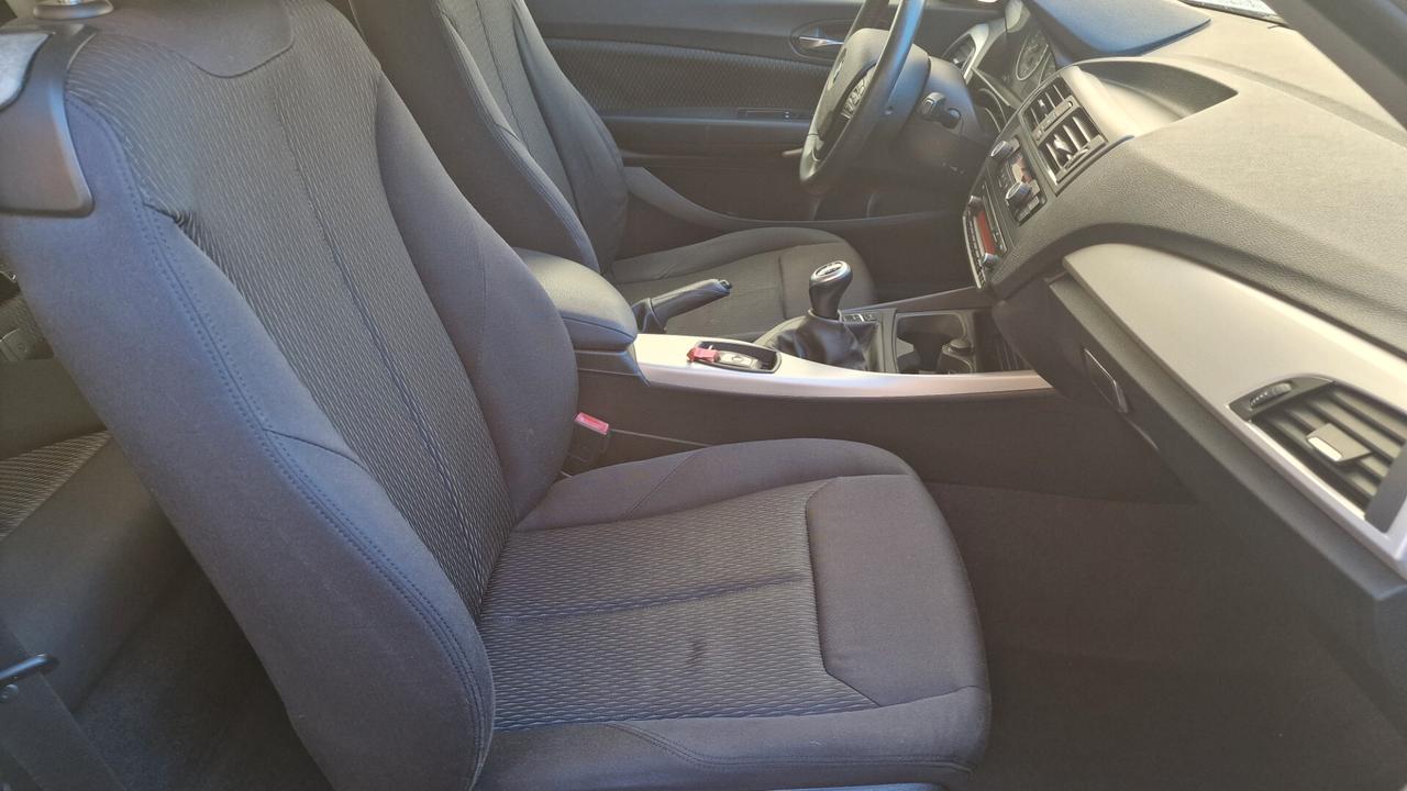 Bmw 118 116d 3p. Efficient Dynamics Sport