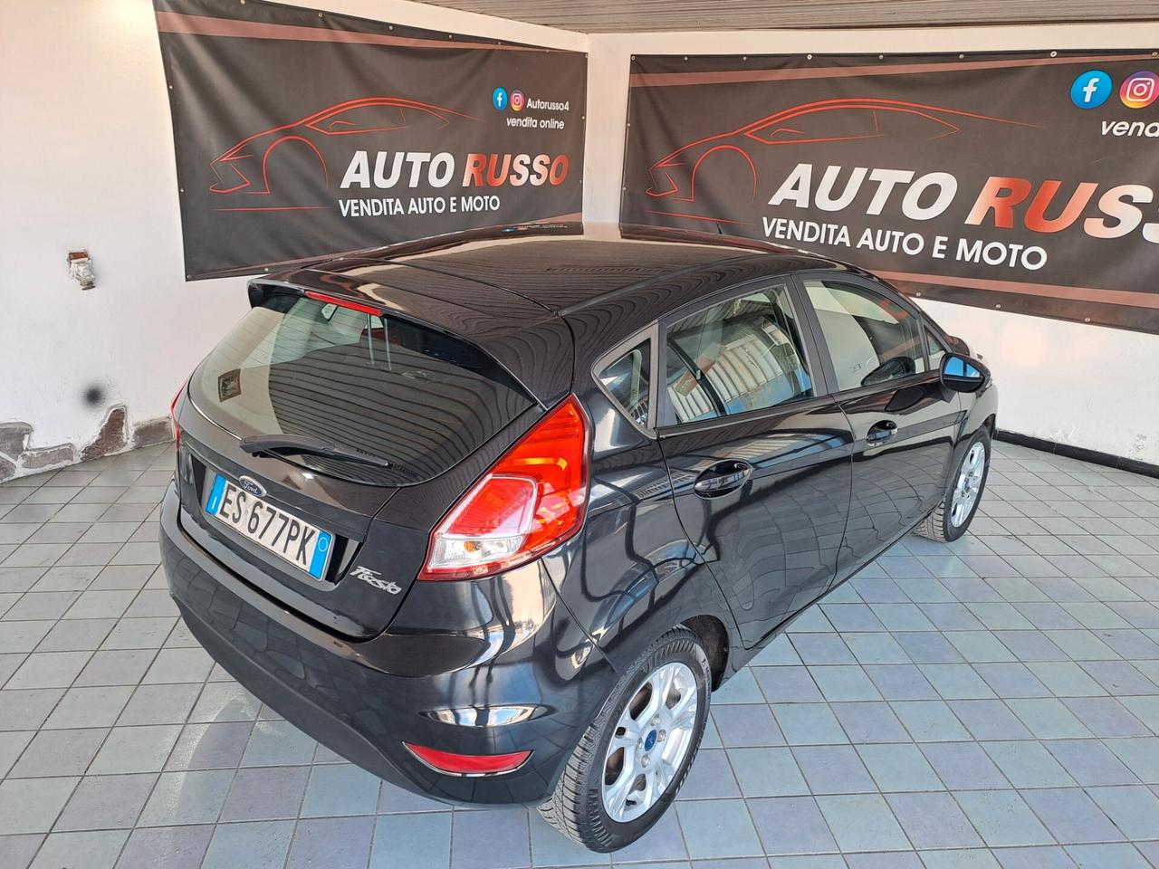 Ford Fiesta 1.5 TDCi 75CV 5 porte Titanium
