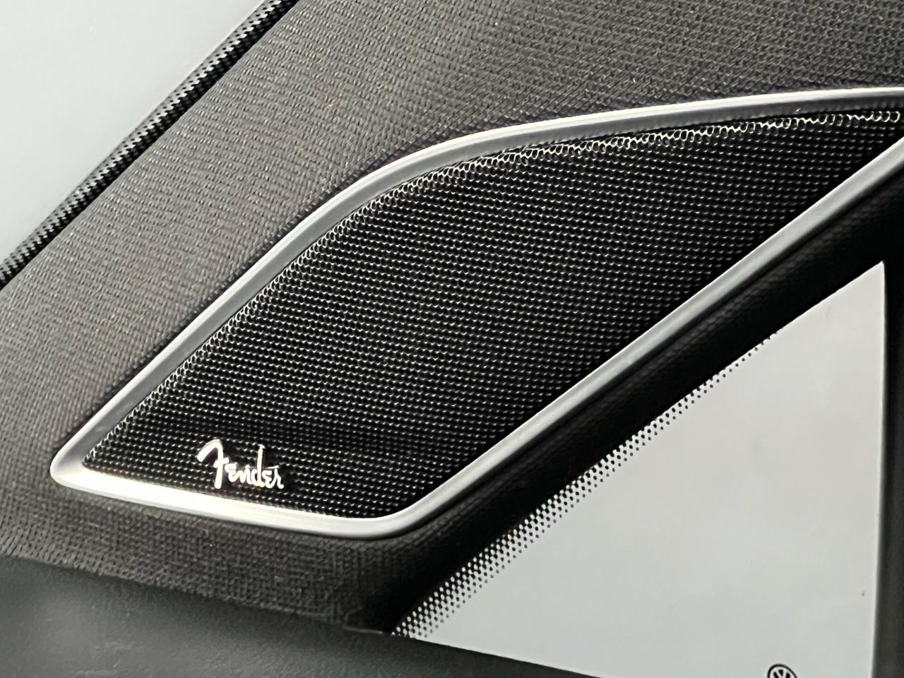 Volkswagen Golf GTI Golf GTI Performance 2.0 TSI 3p. fender edition