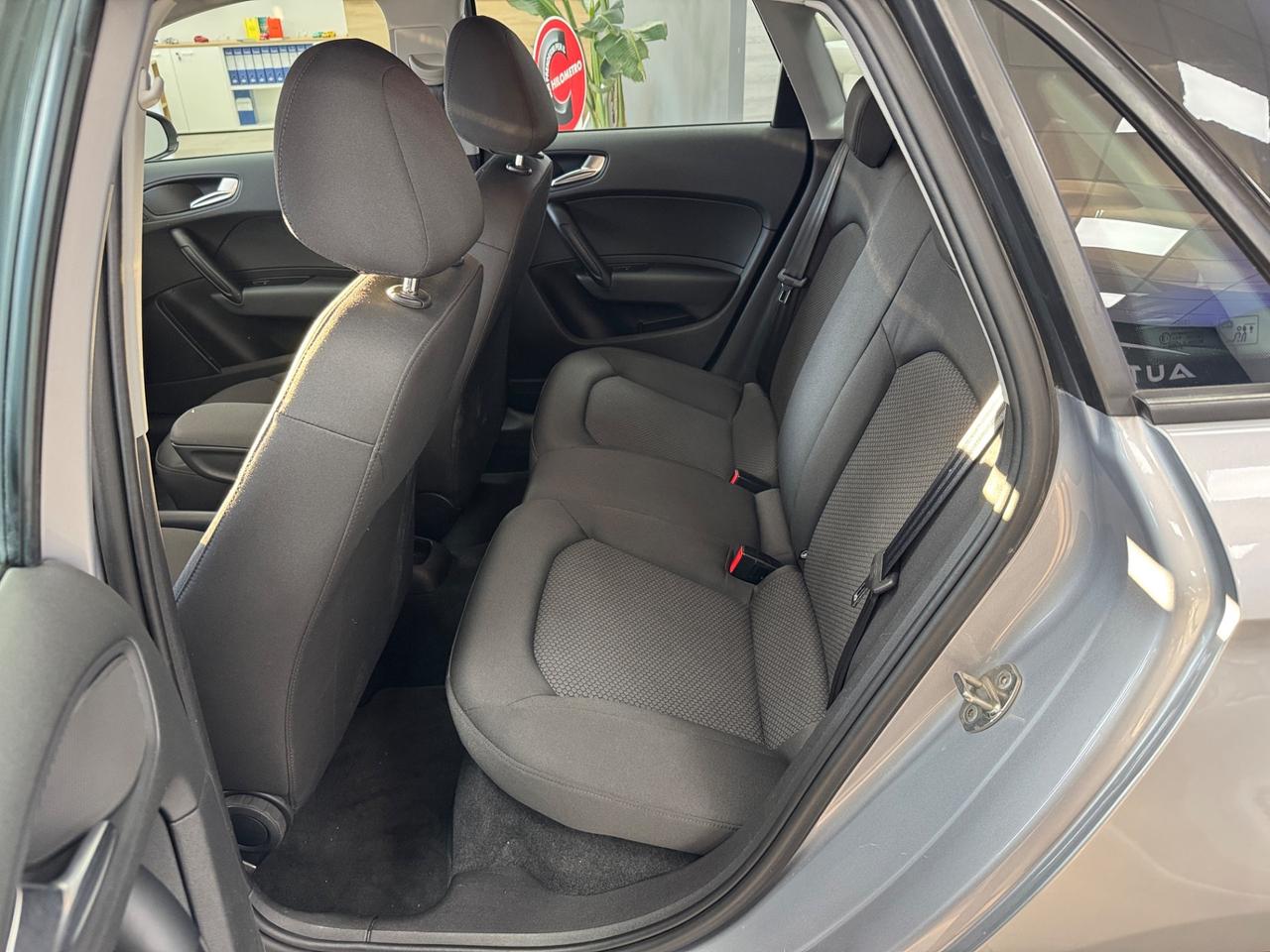 Audi A1 1.6 TDI S tronic Admired