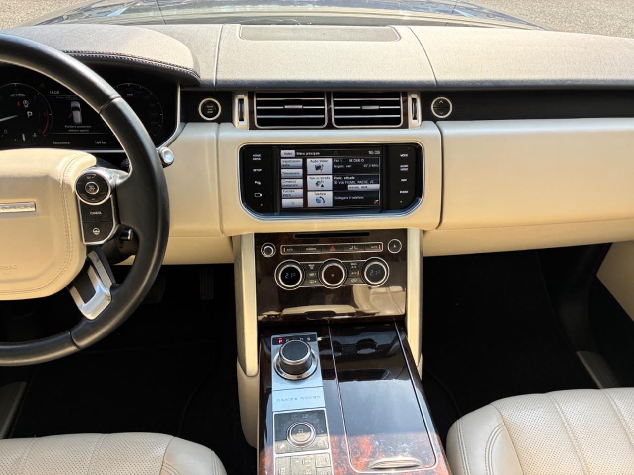 Land Rover Range 3.0 TDV6 Autobiography
