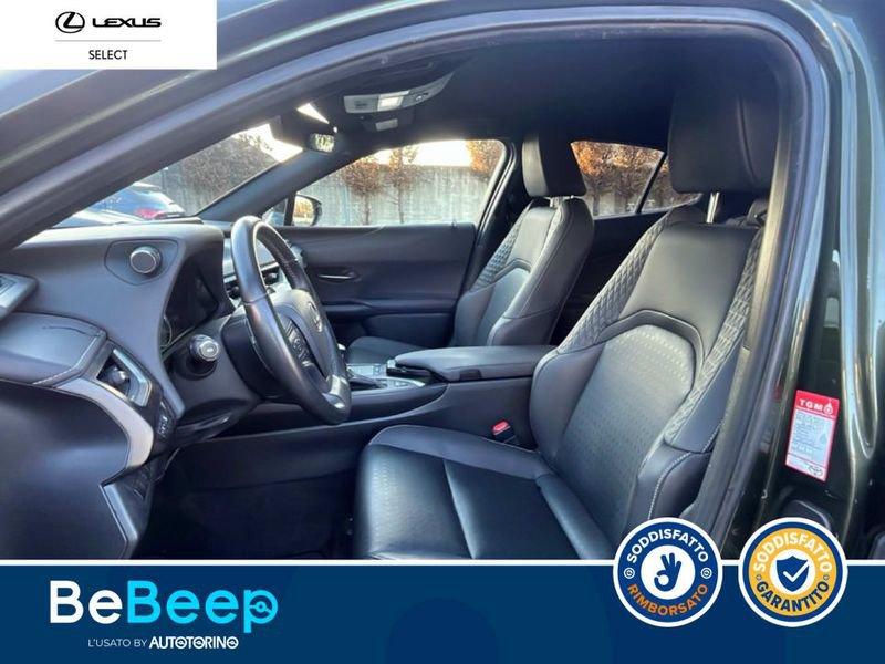 Lexus UX 250H 2.0 MIDNIGHT 2WD CVT