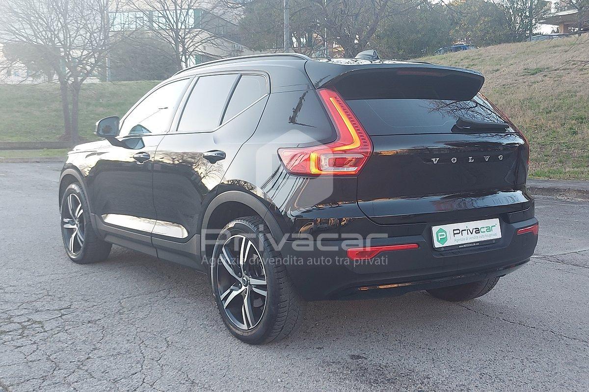 VOLVO XC40 B4 AWD Geartronic R-design