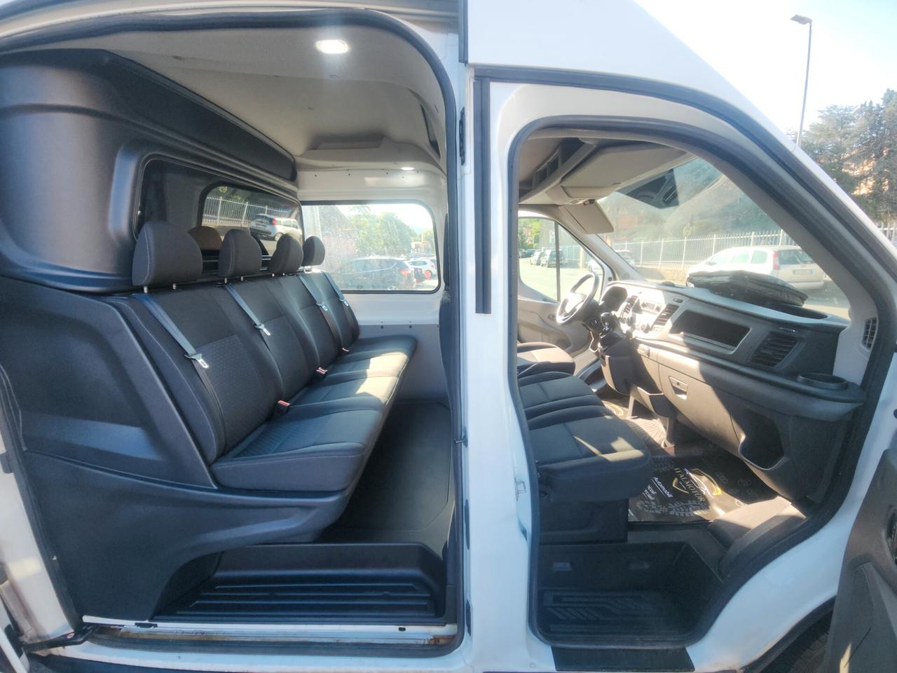 Ford Transit Doppia Cabina 7 posti