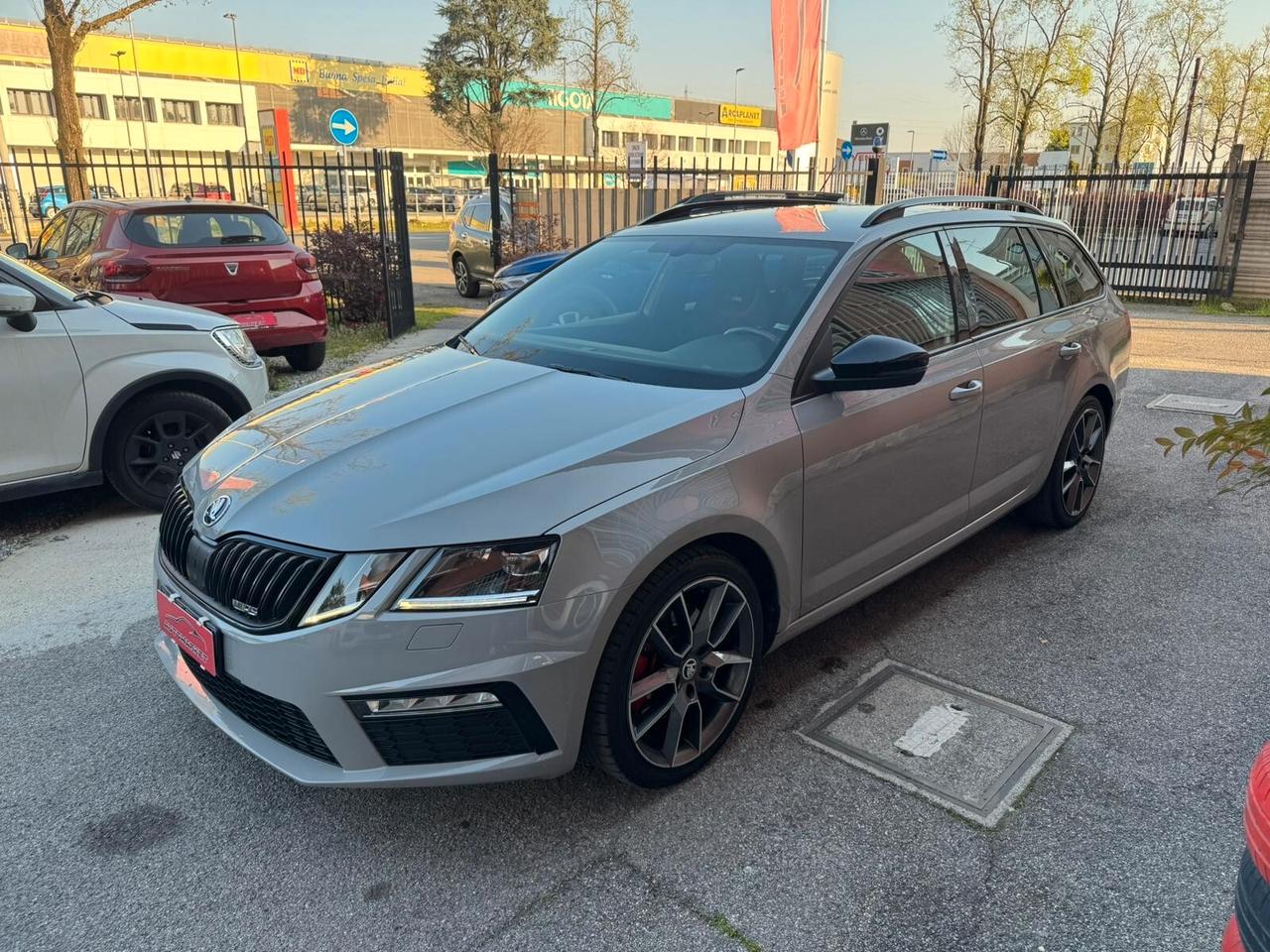 Skoda Octavia 2.0 TDI 184cv DSG Wagon RS