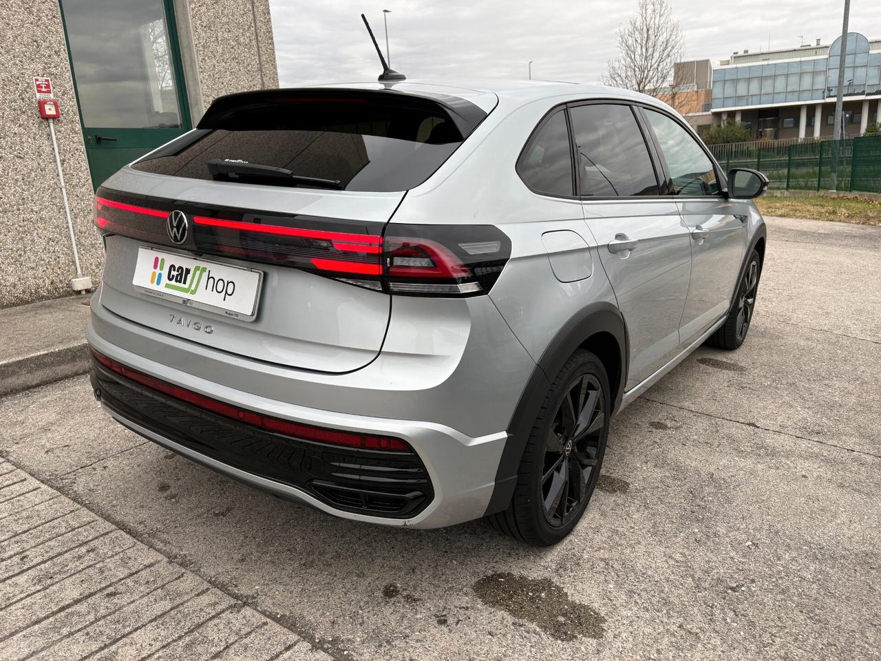 Volkswagen Taigo 1.0 TSI 110 CV DSG R-Line