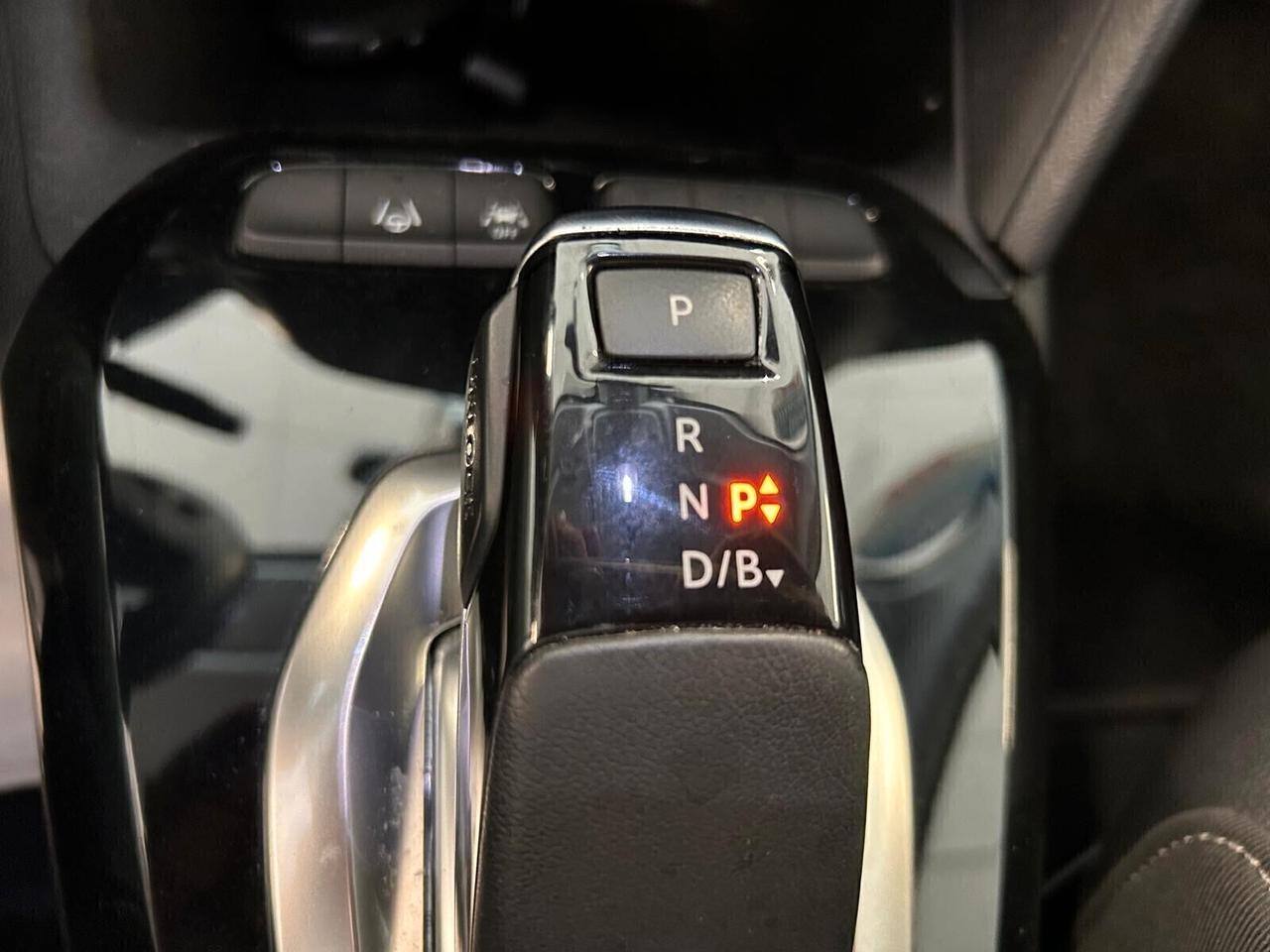 Opel Corsa-e ELEGANCE 136 CV 5 p. SPOTICAR