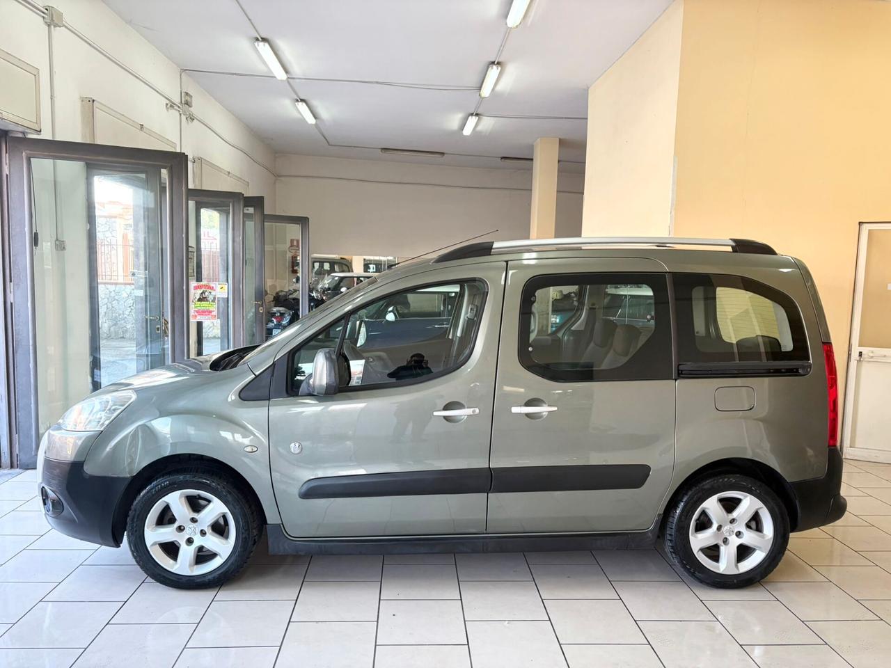 Peugeot Partner Tepee 1.6 HDi 90CV Outdoor