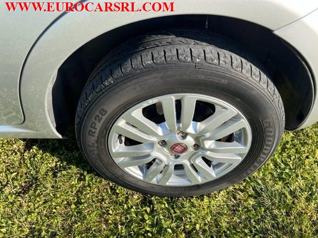 FIAT Punto 1.4 8V 5 porte Natural Power Lounge