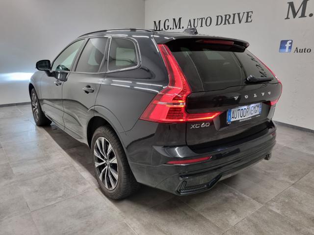 VOLVO XC60 B4 automatico Plus Dark