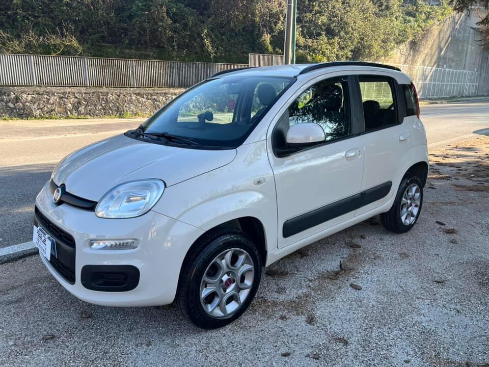 Fiat Panda 0.9 T Natural Power 85CV Lounge