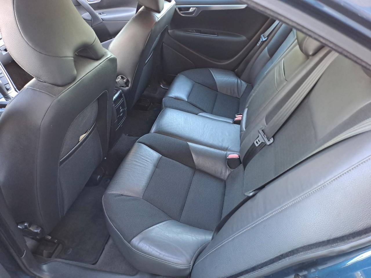 Volvo S60 2.4 D5 Style
