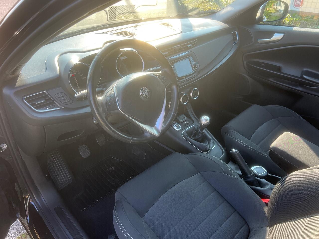 Alfa Giulietta 1.6JTDm 120CV Super-12/2017"UNIPRO"
