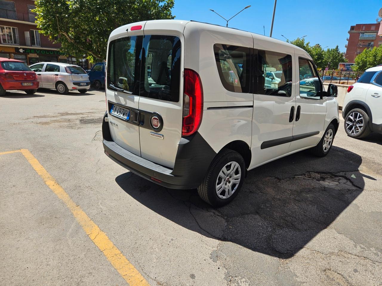 FIAT DOBLO' 1300 MJT 5 POSTI IVA COMPRESA KM CERTI