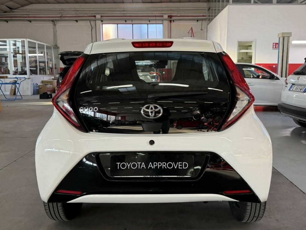 Toyota Aygo 5 Porte 1.0 VVT-i x-play