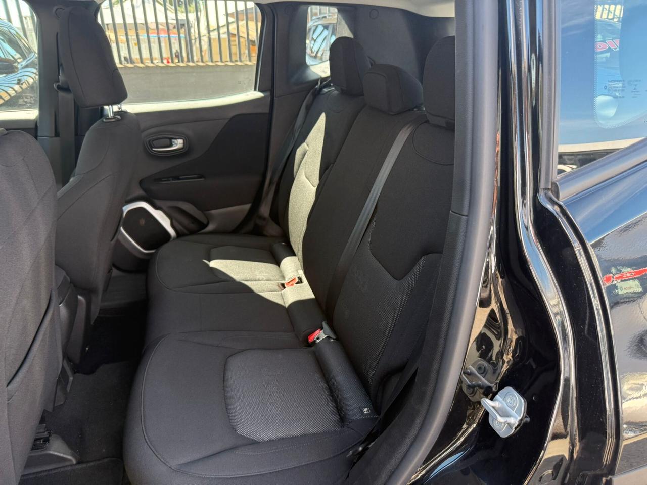 Jeep Renegade 1.6 E-TorQ EVO Sport