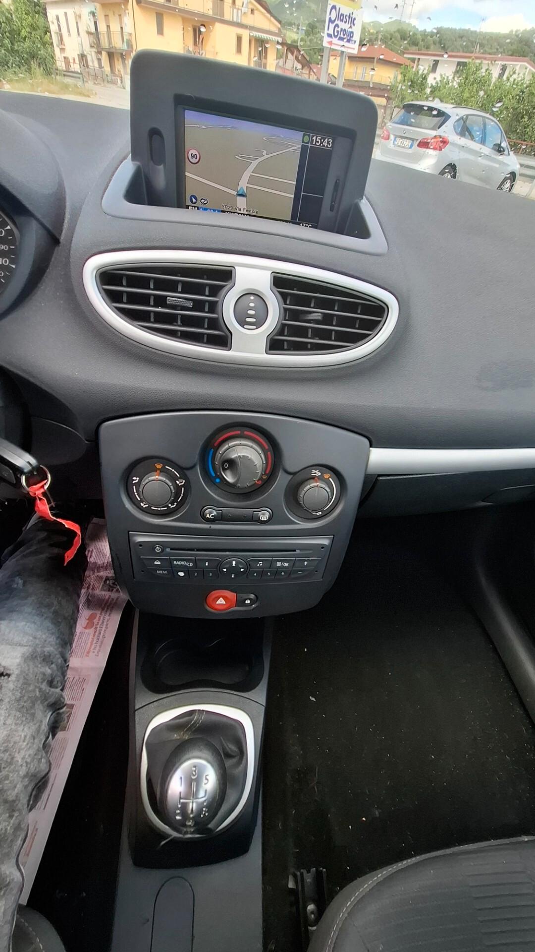 Renault Clio 1.2 16V 5 porte Dynamique