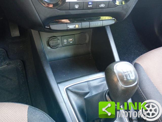 HYUNDAI i20 1.2 84 CV 5 porte Classic