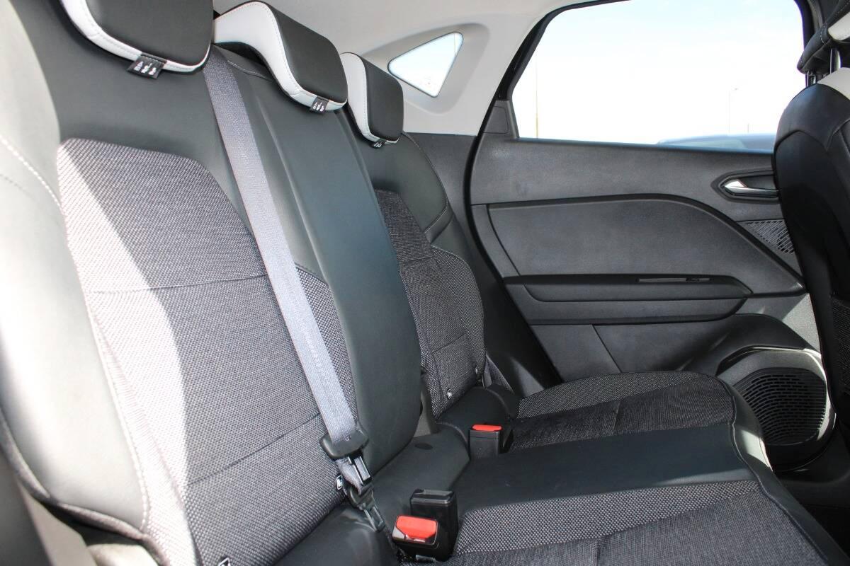 Renault Captur 1.0 tce Techno 90cv con Navigatore e CarPlay