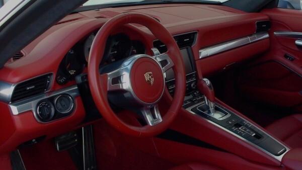 Porsche 911 3.8 Carrera 4S Coupé