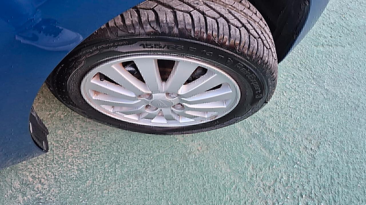 Daihatsu Cuore 1.0 12V Sho 69CV